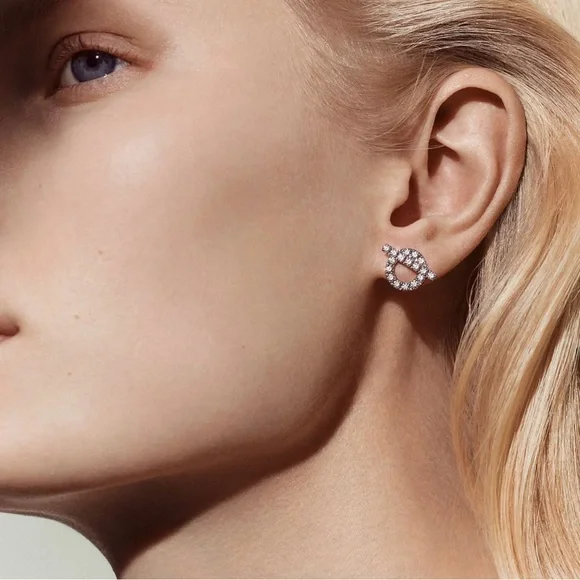 Brand New! ✨ HERMES Finesse 18K White Gold Diamond Earrings - Picture 2 of 5